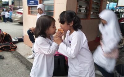 Tiada zaman lebih indah melebihi zaman kanak-kanak.