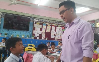 Cikgu. Saya Dah Jadi Pengawas Tau