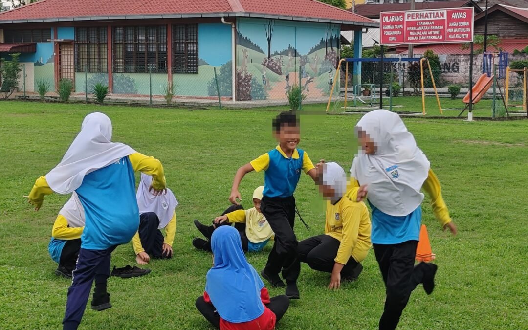 Pengalaman Mengajar PJ: Murid Lelaki dan Perempuan